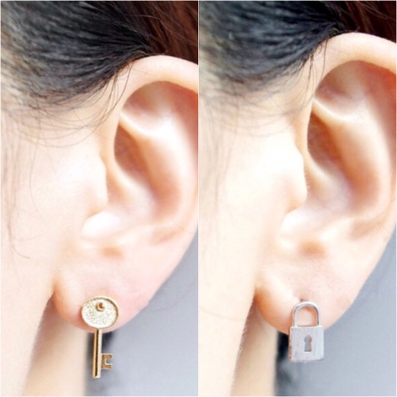 “Just A Secret” Lock Key Dainty Cute Stud Earring - Picture 4 of 8